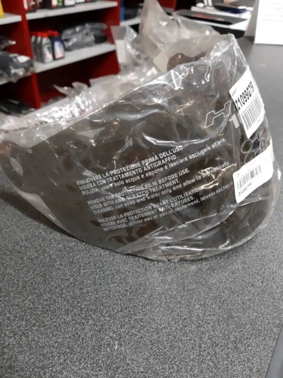 Visiera per casco Givi 10.4 fumè (3)