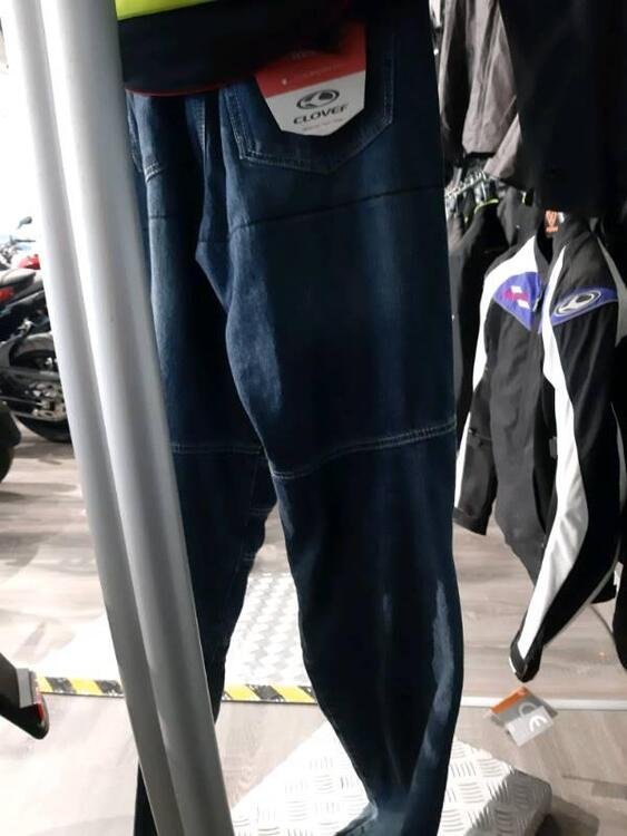 Jeans da moto con protezioni Clover (4)