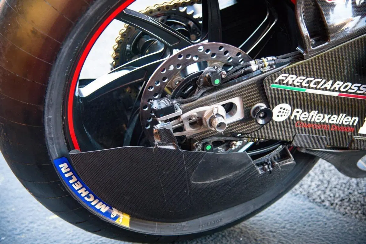 MotoGP. Pirro: “Che gusto vedere Lorenzo vincere con la Ducati” (7)