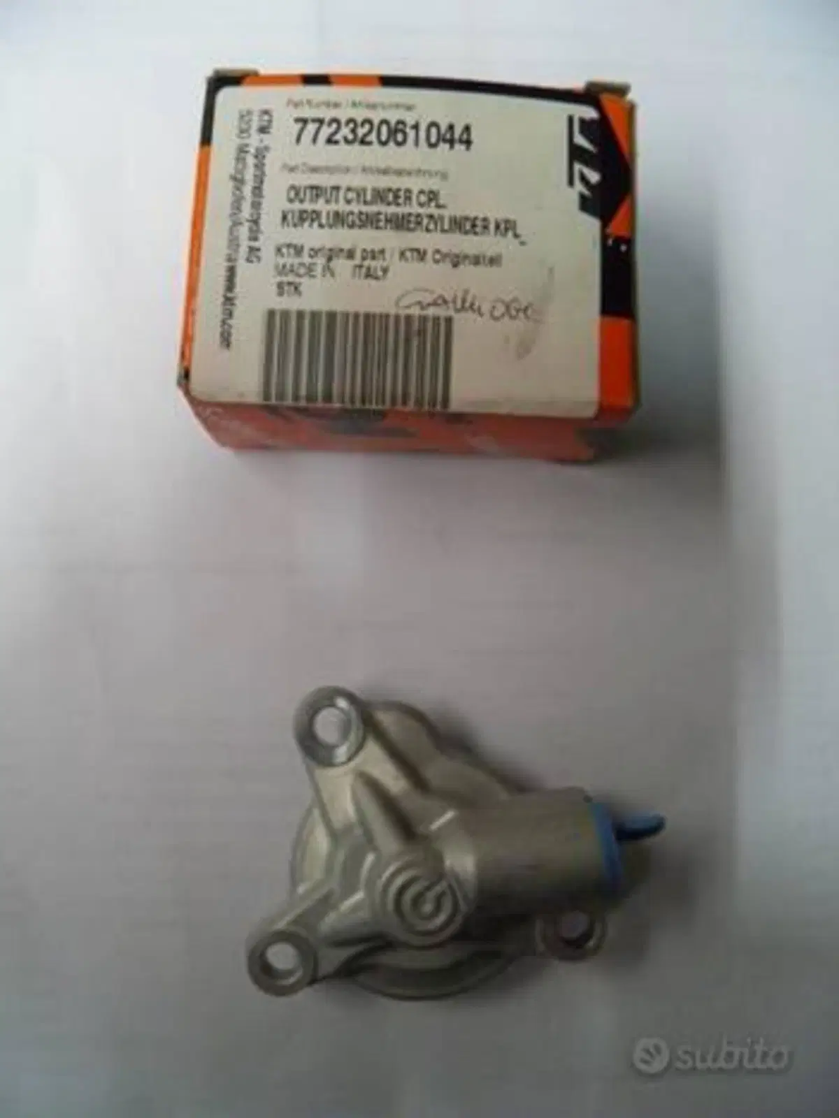CILINDRETTO COMANDO FRIZIONE (BREMBO) HUSQVARNA (2)