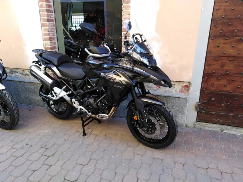 Benelli TRK 502X (2021 - 26) (2)