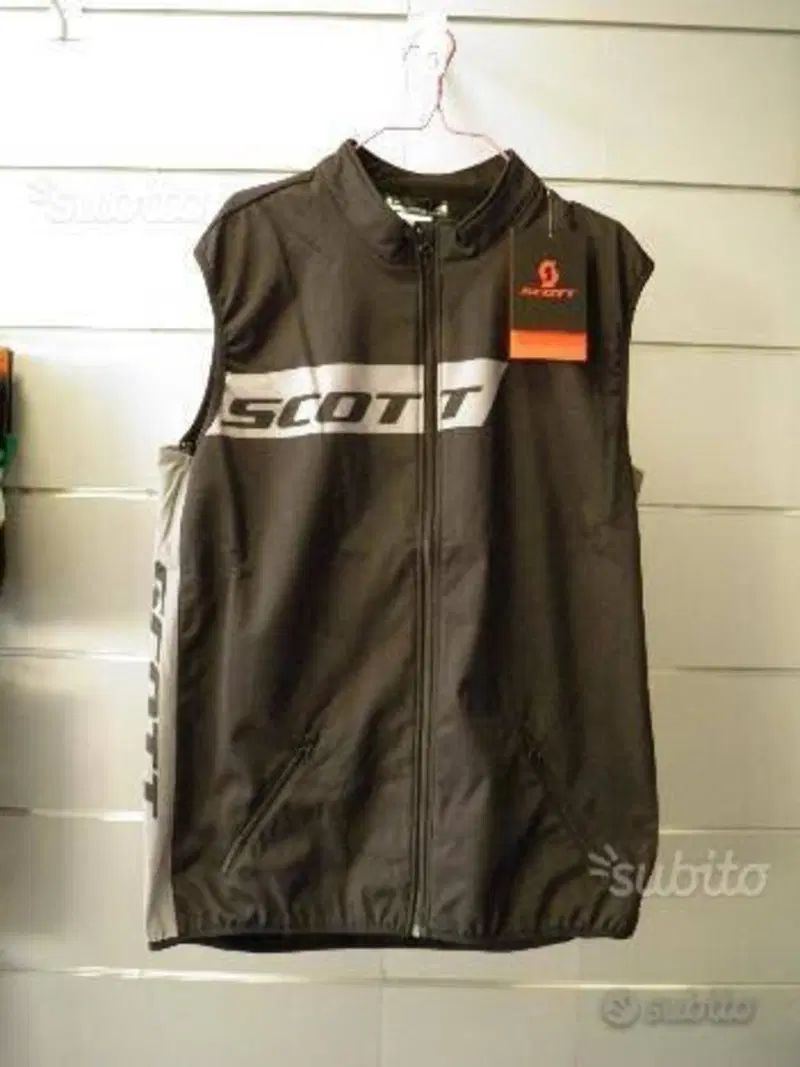 GIACCA SCOTT SENZA MANICHE MOD. VEST ENDURO NERA.