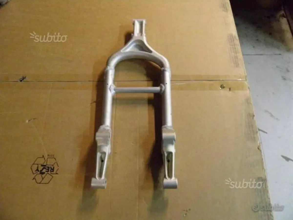 CULLA ANT. TELAIO BMW 650 COUNTRY. USATO (2)