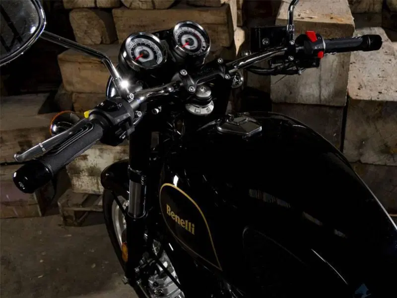 Benelli Imperiale 400 (2021 - 25) (3)