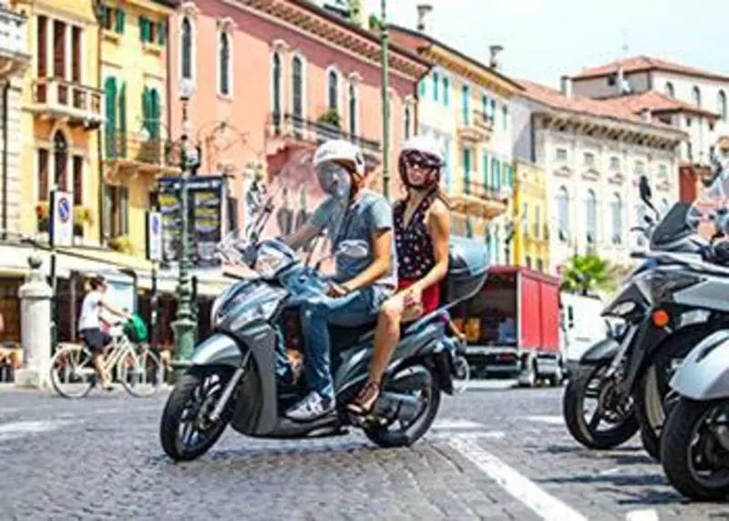 Kymco People 125i One (2021 - 25) (6)