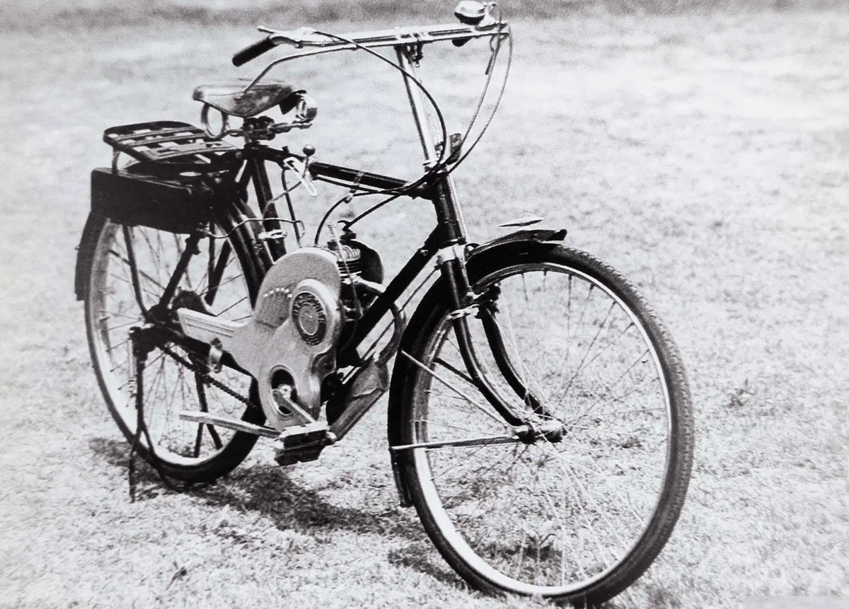 Suzuki compie 100 anni: 10 moto per festeggiarla