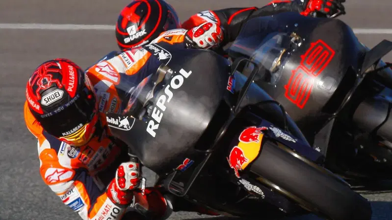 MotoGP, Marquez: "Forse Lorenzo aveva paura della Honda"