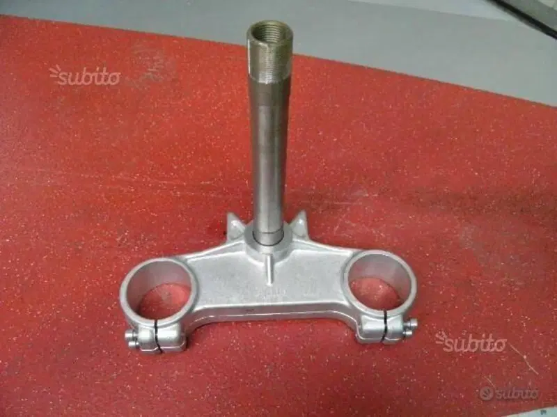 PIASTRA INF. FORCELLA APRILIA AF1 125 AP8123025
