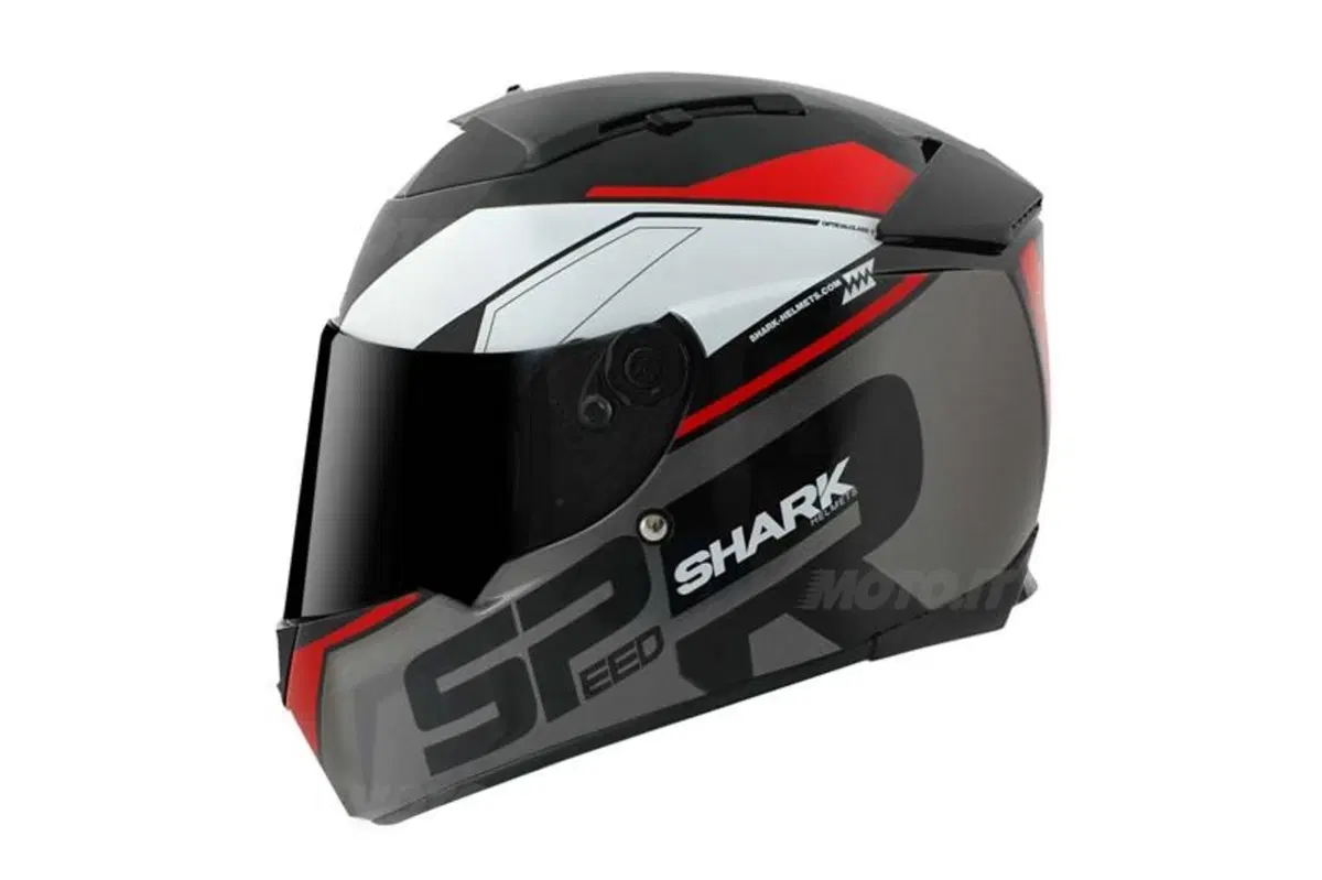 Test caschi. Shark EvoLine series 3 e Shark Speed-R (15)
