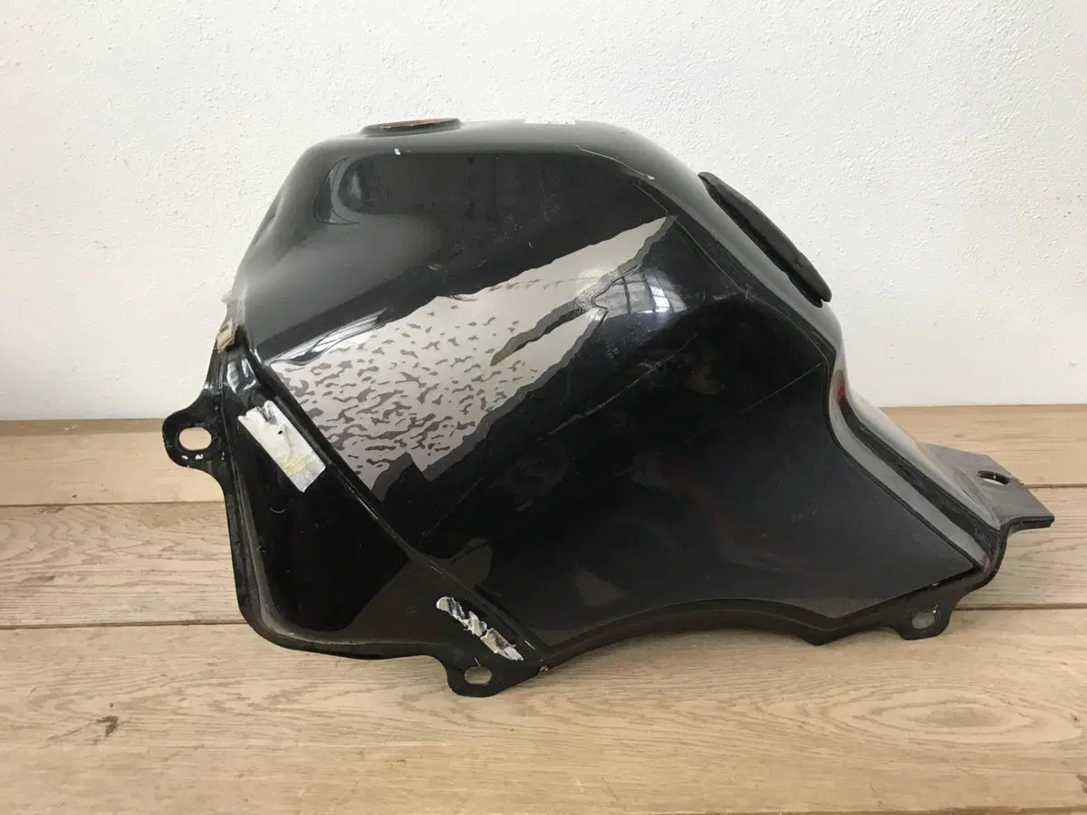 Serbatoio Honda Transalp 600 S.L (2)