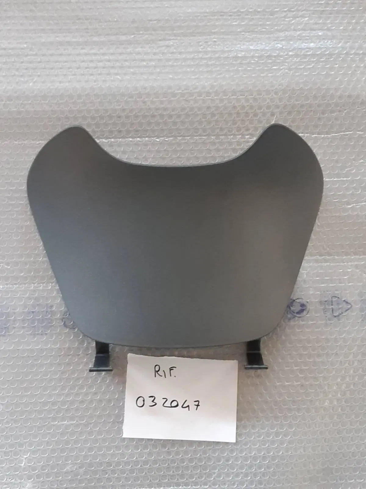 SPORTELLO SCUDO INTERNO PIAGGIO BEVERLY (2)