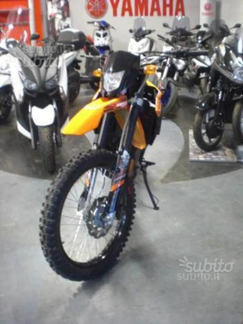 KSR Moto TR 50 X 2T (2014 - 17) (3)