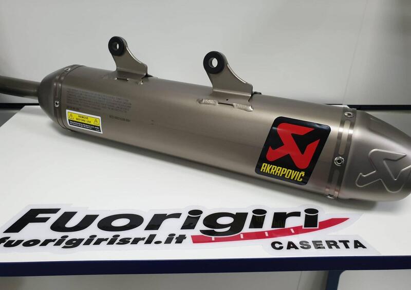 Vendo Scarico Husqvarna/ KTM Akrapovic Akrapovic a San Nicola la Strada  (codice 8024988) 