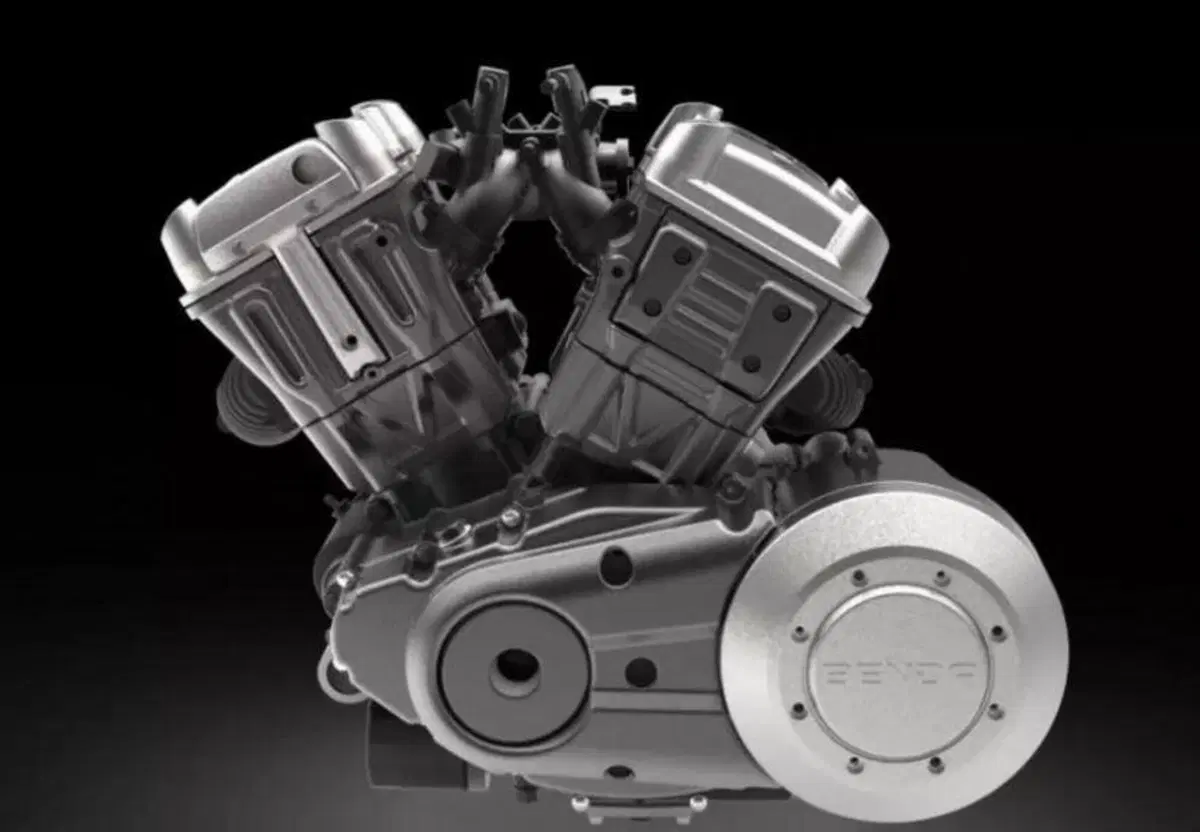 Benda Motor: una quattro cilindri in arrivo (3)