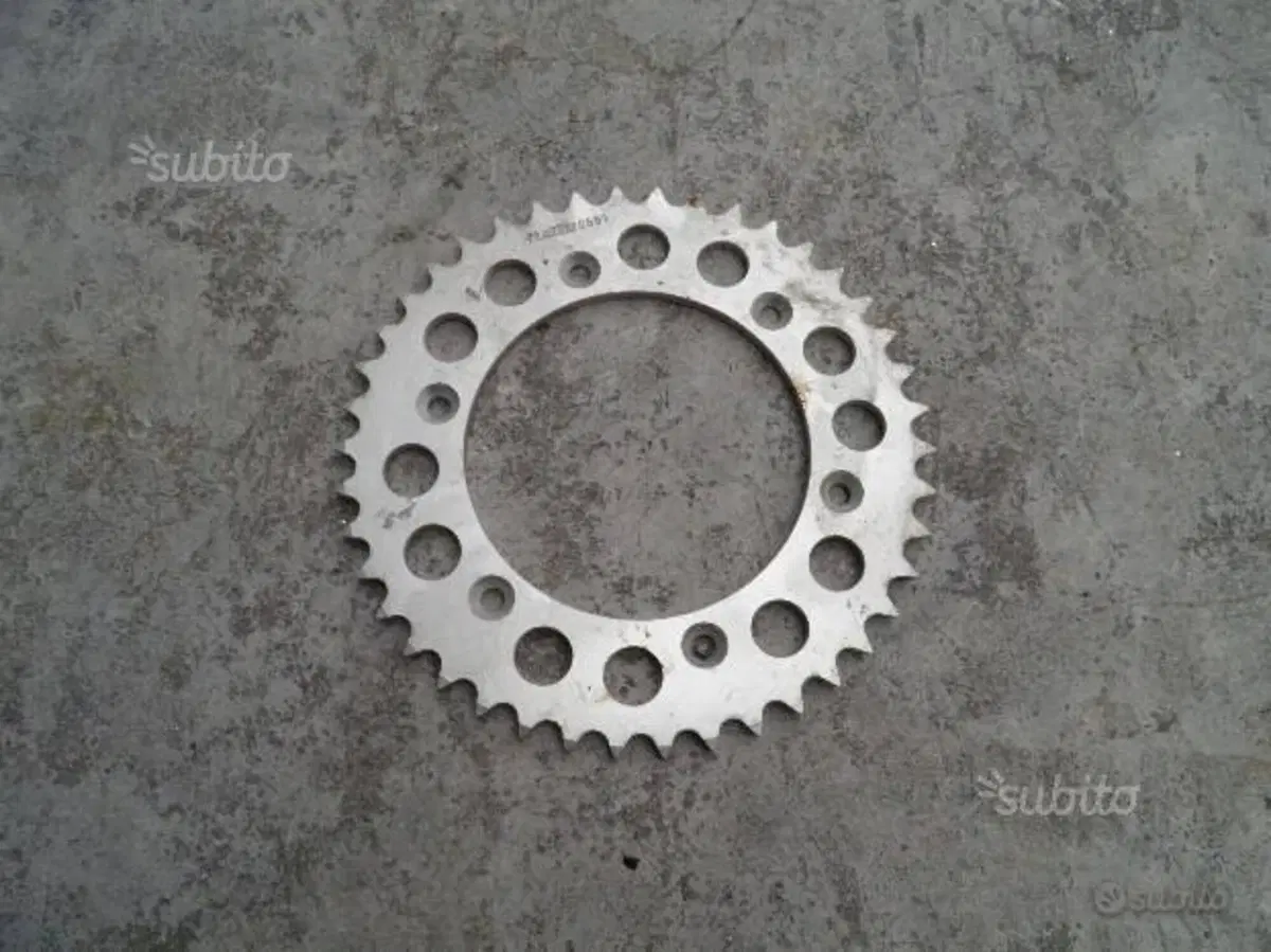 CORONA USATA Z 42 CODICE 0601 PER KTM