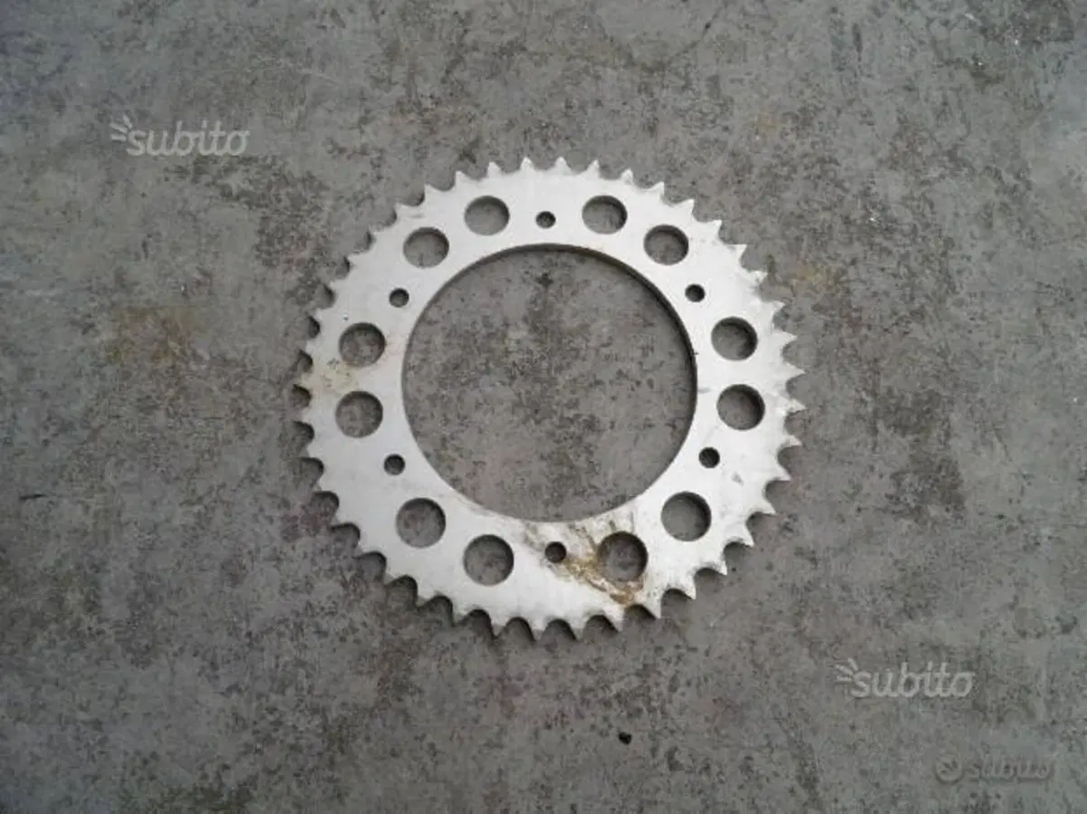 CORONA USATA Z 42 CODICE 0601 PER KTM (2)