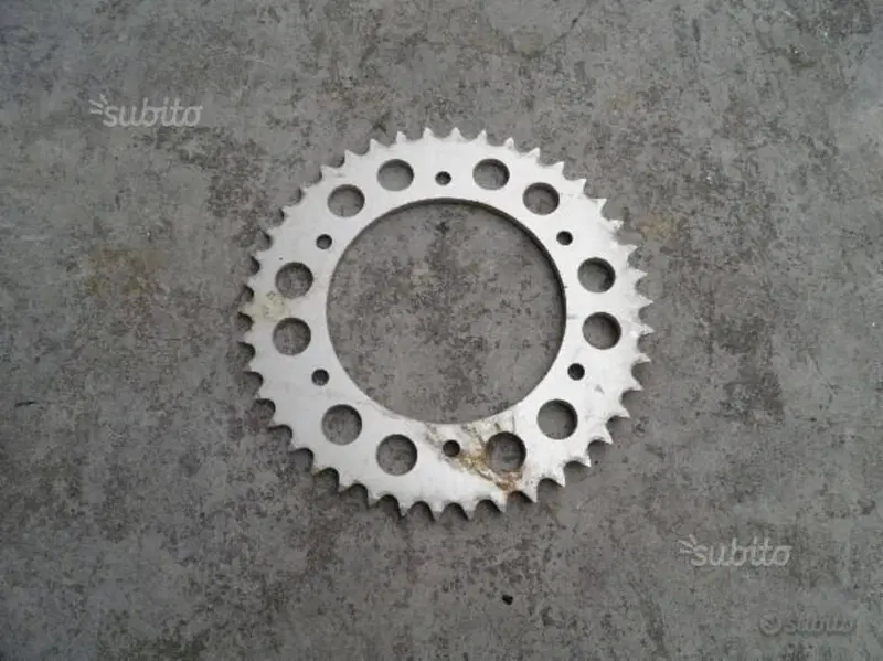 CORONA USATA Z 42 CODICE 0601 PER KTM (2)