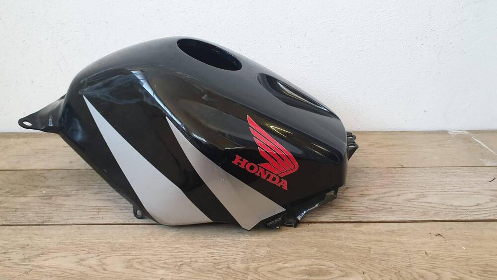 Serbatoio Coperchio Honda CBR 600 RR 2003-2005 (2)