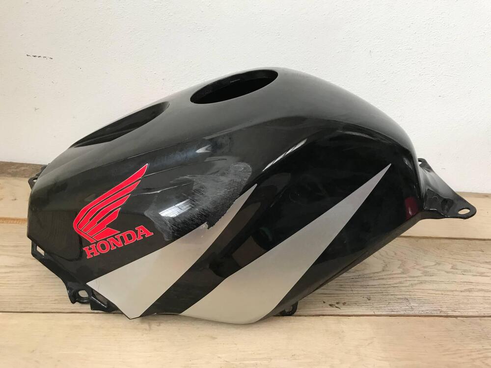 Serbatoio Coperchio Honda CBR 600 RR 2003-2005 (3)