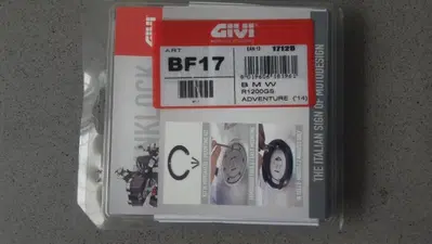 GIVI BF17 FLANGIA MET.X BORSA SERB.TANKLOCK BMW