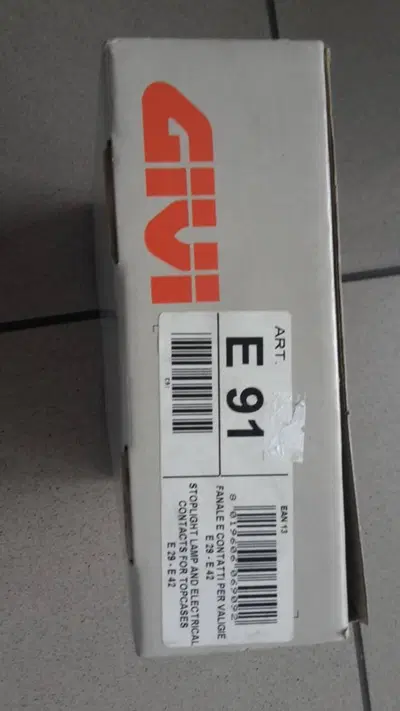 GIVI E91 FANALI E CONTATTI PER VALIGIE E29/42