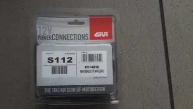 S112 GIVI KIT POWER CONNECTION X ALIM.DISPOS. FISS