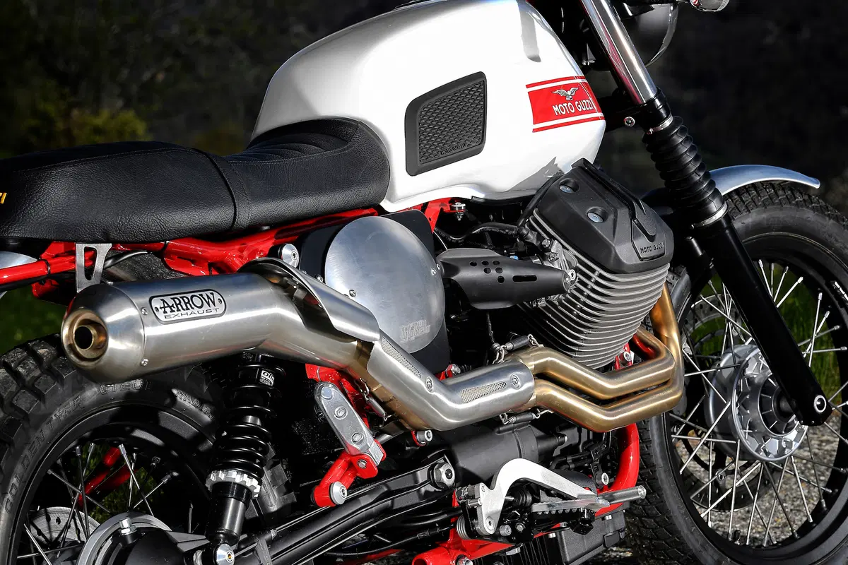 Moto Guzzi V7 Stornello (5)
