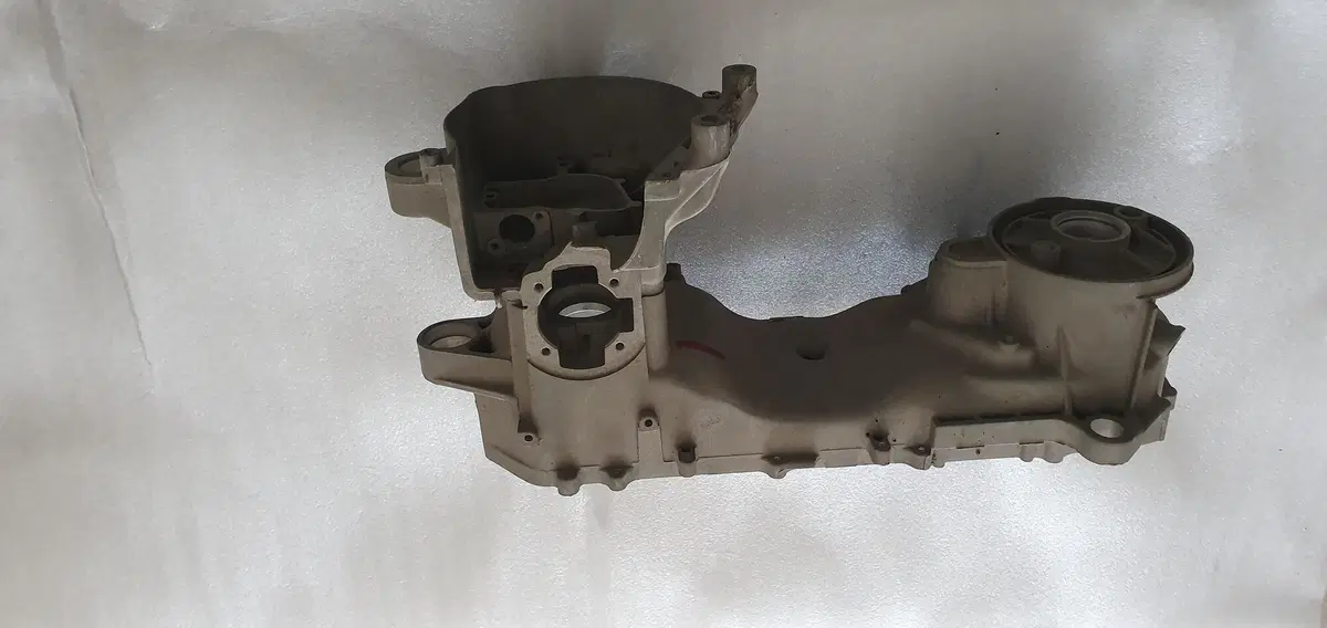 CARTER BLOCCO MOTORE ITALJET PISTA