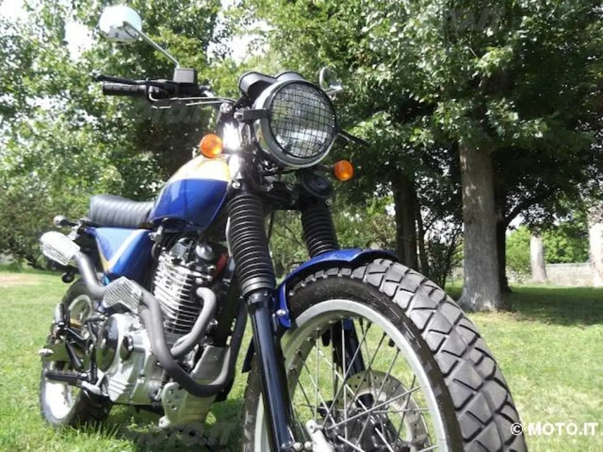Le Strane di Moto.it. Special Honda SLR 650 scrambler (2)