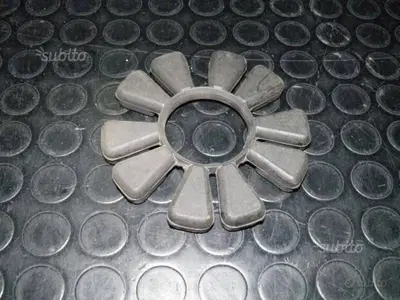 PARASTRAPPI NUOVO APRILIA CODICE AP8125352