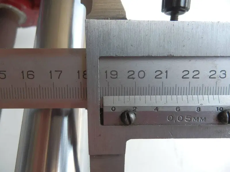 Forcella Moto Guzzi ( rossa ) VV (11)