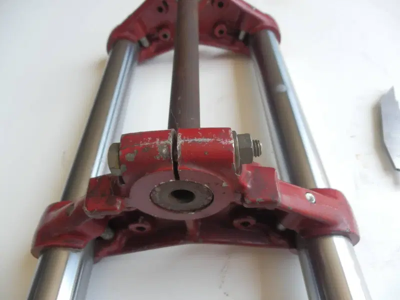 Forcella Moto Guzzi ( rossa ) VV (14)