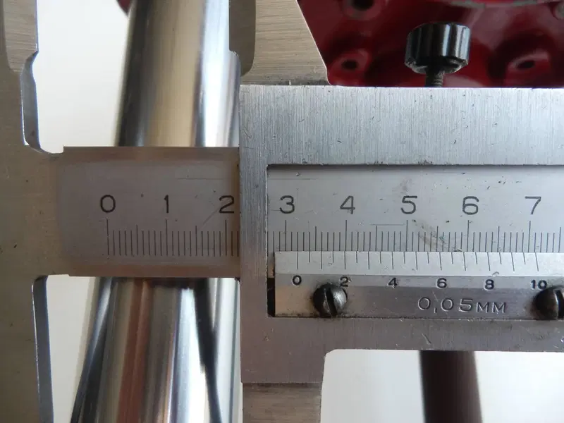 Forcella Moto Guzzi ( rossa ) VV (16)