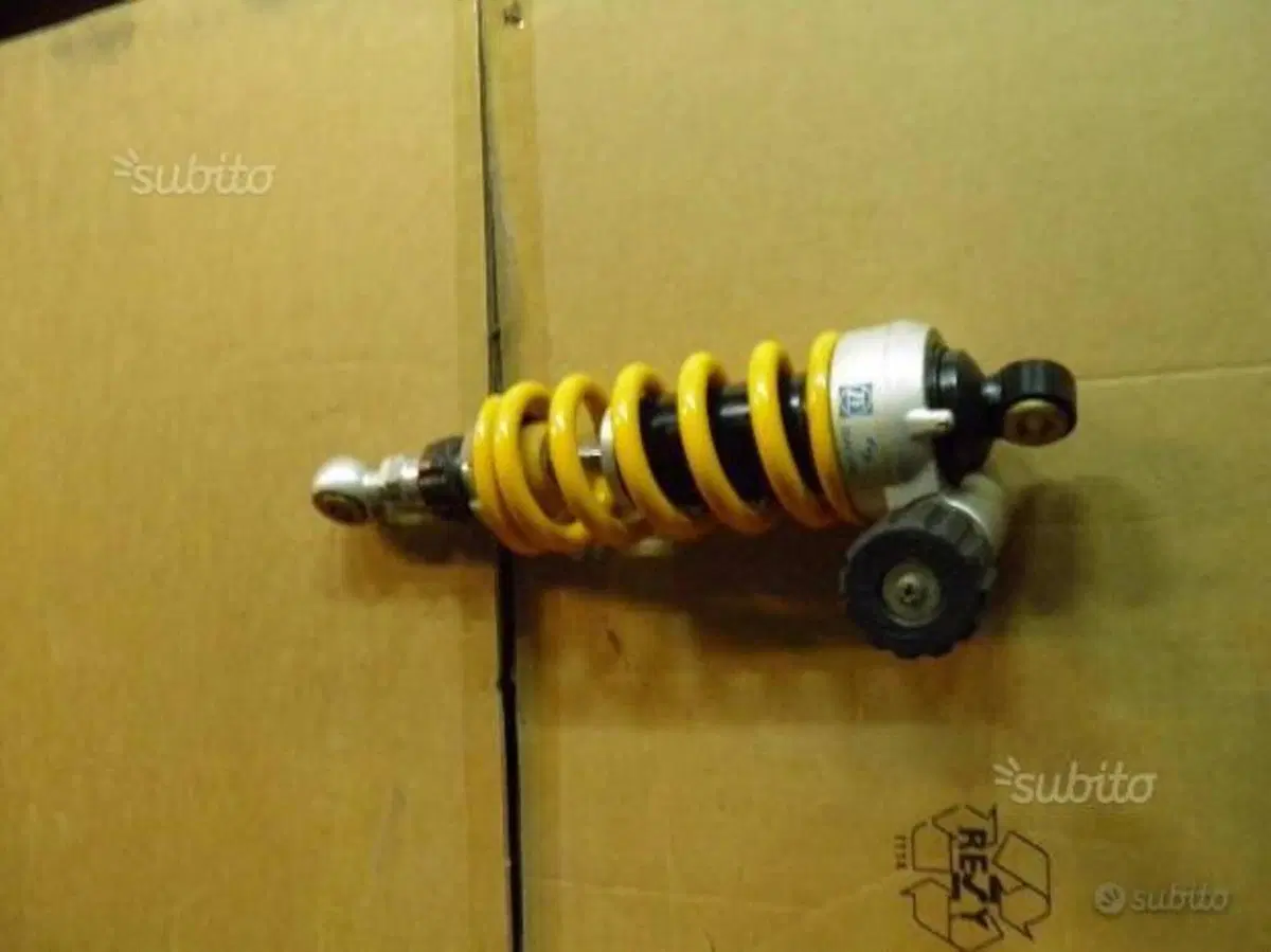 AMMORTIZZATORE POSTERIORE USATO BMW 650 COUNTRY. (2)