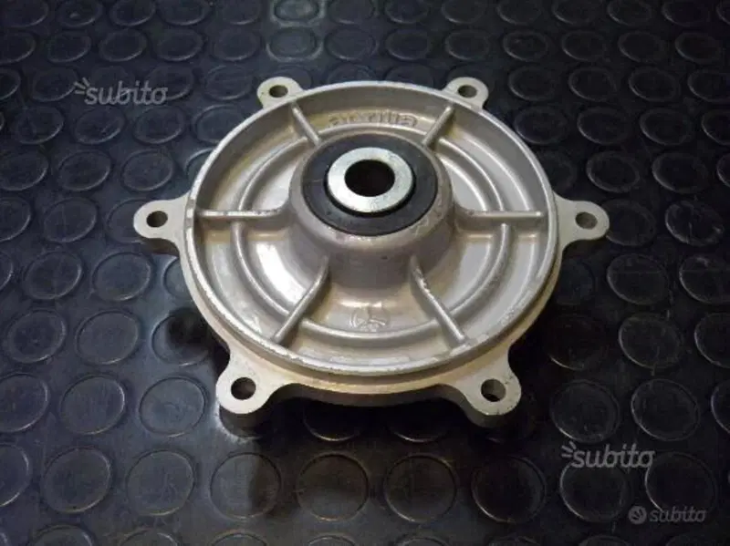 MOZZO APRILIA PEGASO 600 '90/91 CODICE AP8125422 (2)