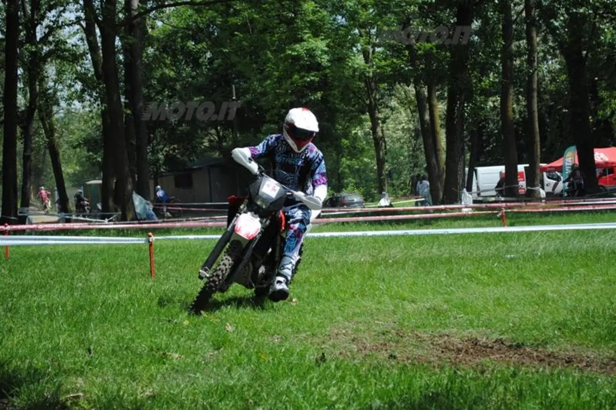 Corsi di guida offroad. Una grande opportunità anche per le ragazze! (17)