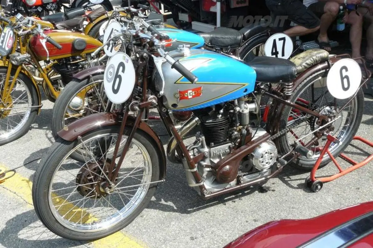 Massimo Clarke: a Varano le più belle moto da corsa degli anni '50 e '60 (2)