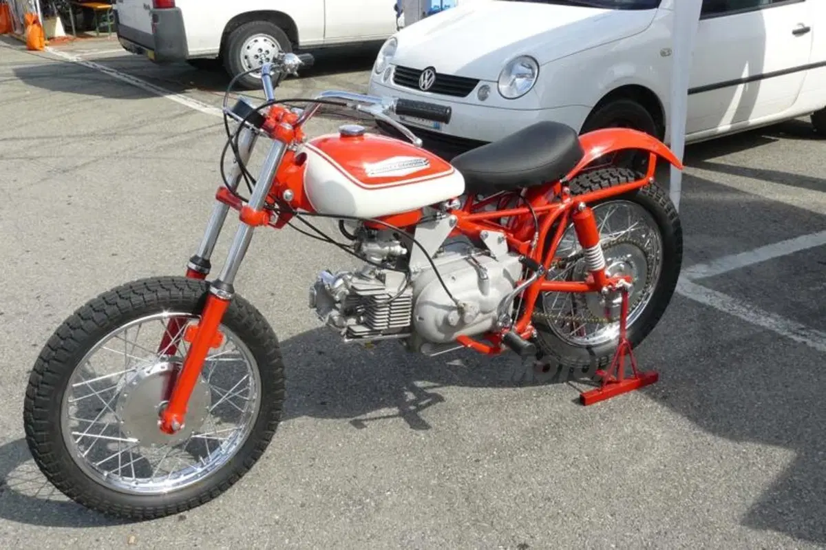 Massimo Clarke: a Varano le più belle moto da corsa degli anni '50 e '60 (4)