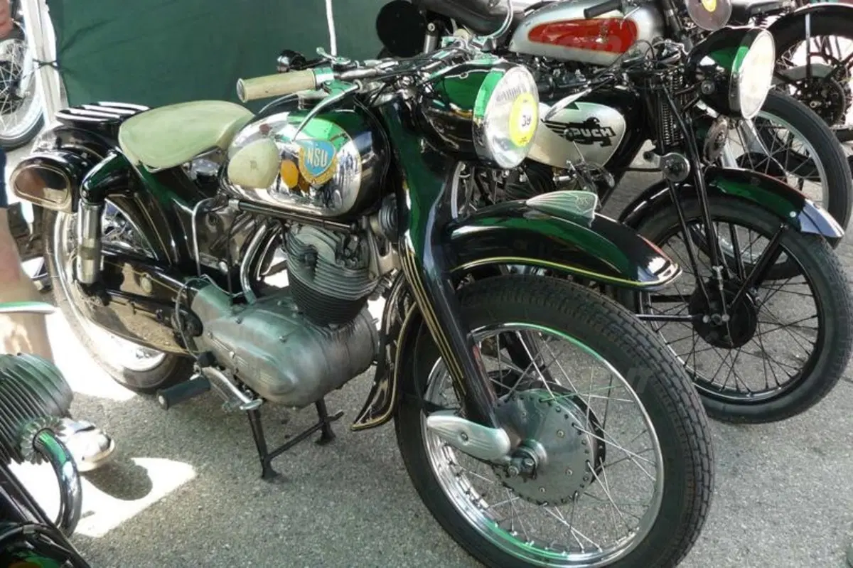 Massimo Clarke: a Varano le più belle moto da corsa degli anni '50 e '60 (5)