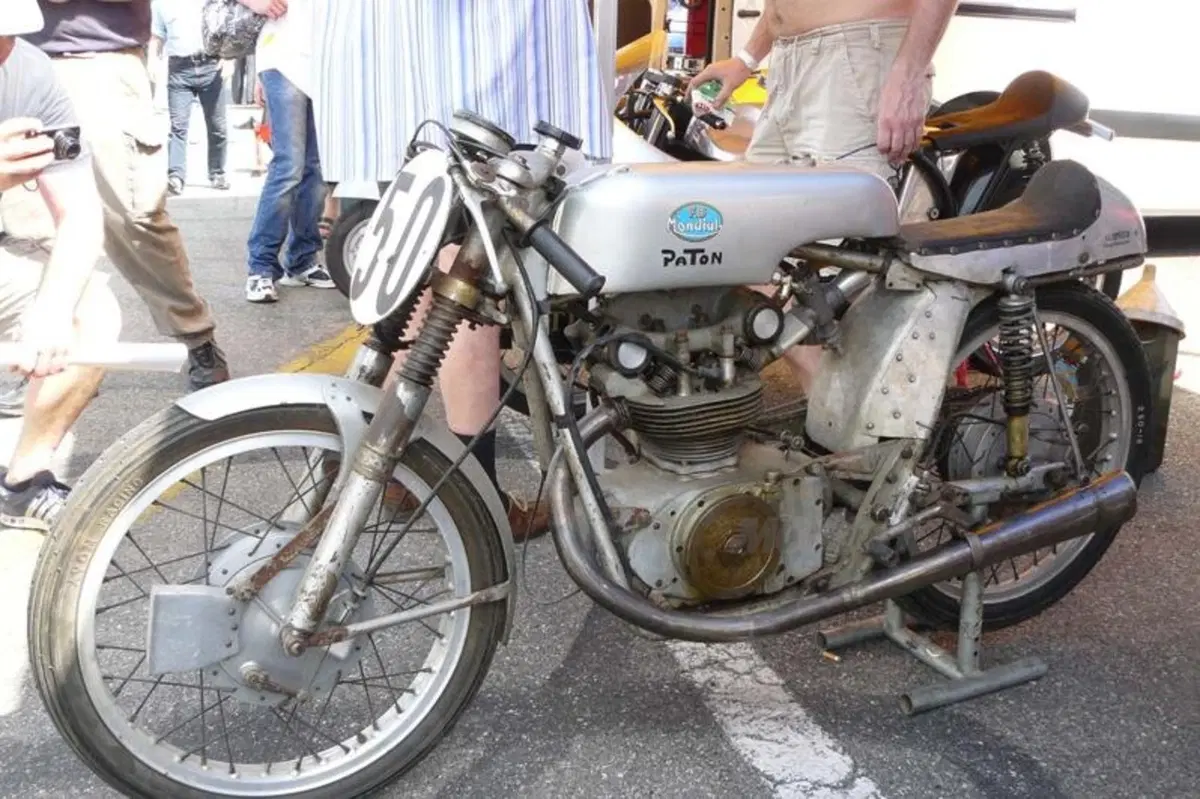 Massimo Clarke: a Varano le più belle moto da corsa degli anni '50 e '60 (7)