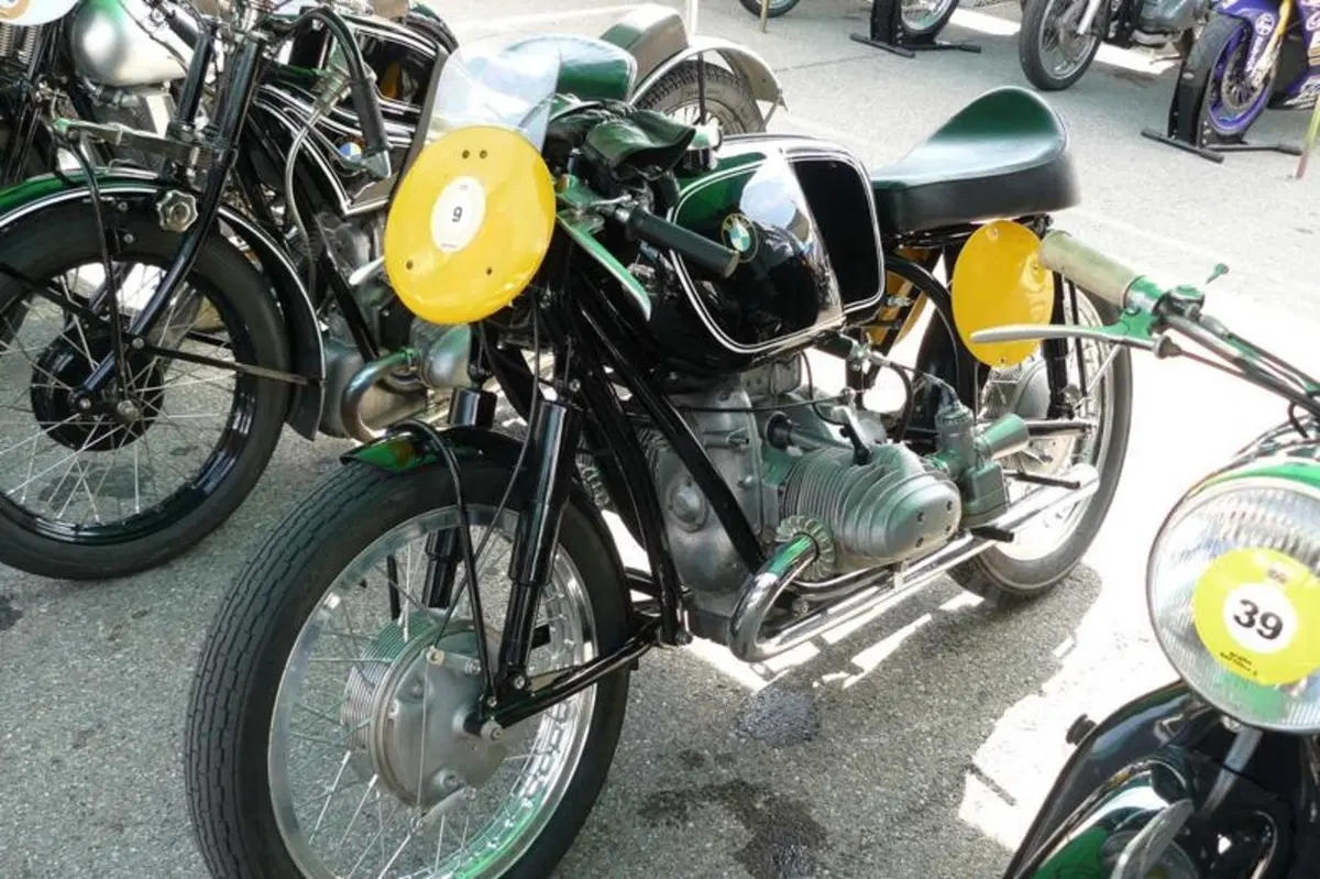 Massimo Clarke: a Varano le più belle moto da corsa degli anni '50 e '60 (8)