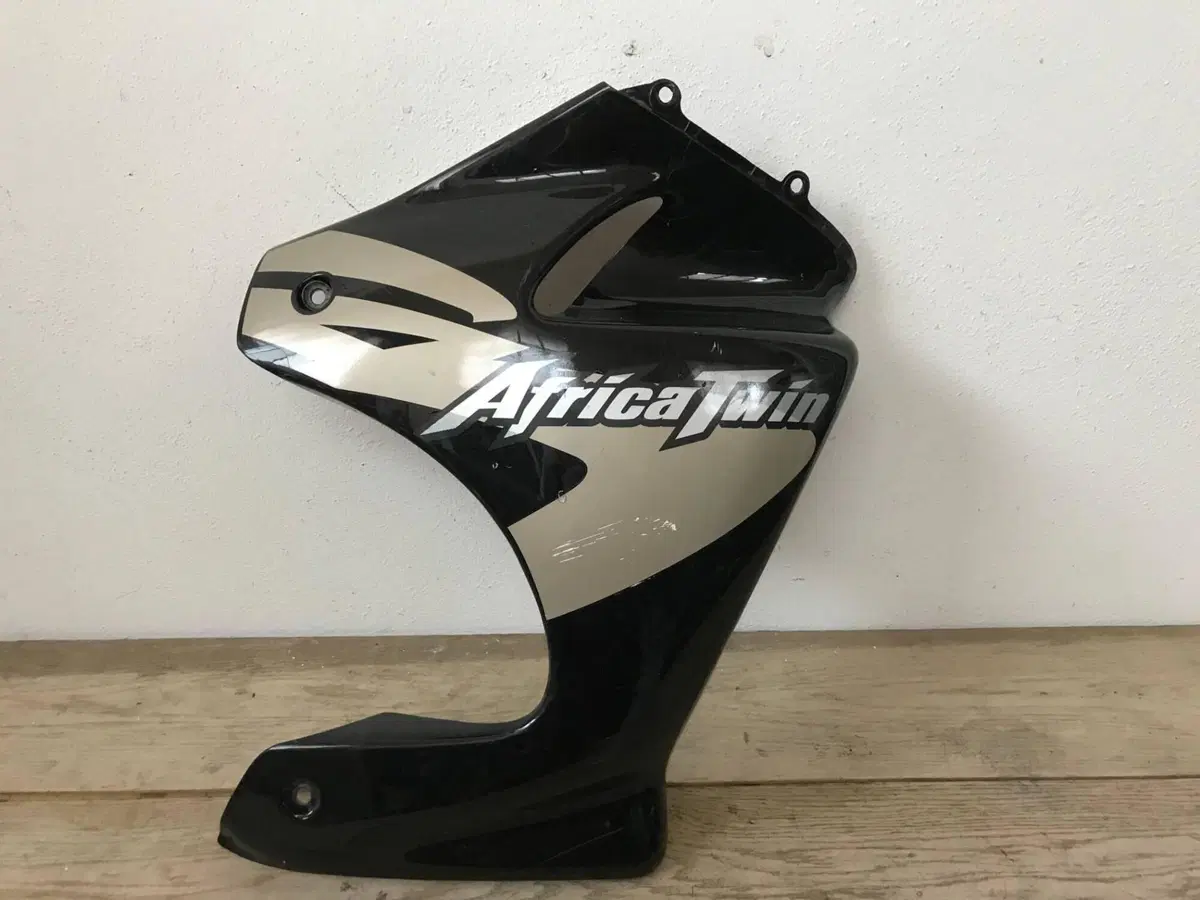 Carena lat dx Honda Africa Twin 750 S.L Hornig