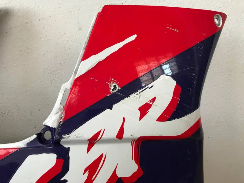 Carena lat dx Honda CBR 900 S.L (3)