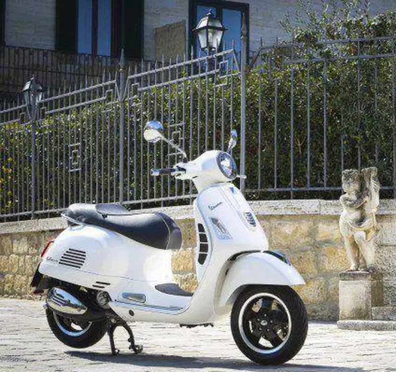 Vespa GTS 300 Super (2008 - 16)