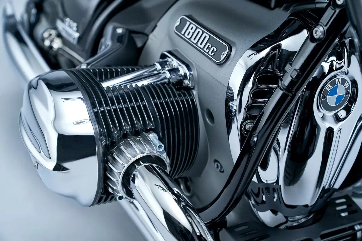 BMW R18: eccola qui. Foto, video, prezzo e disponibilità