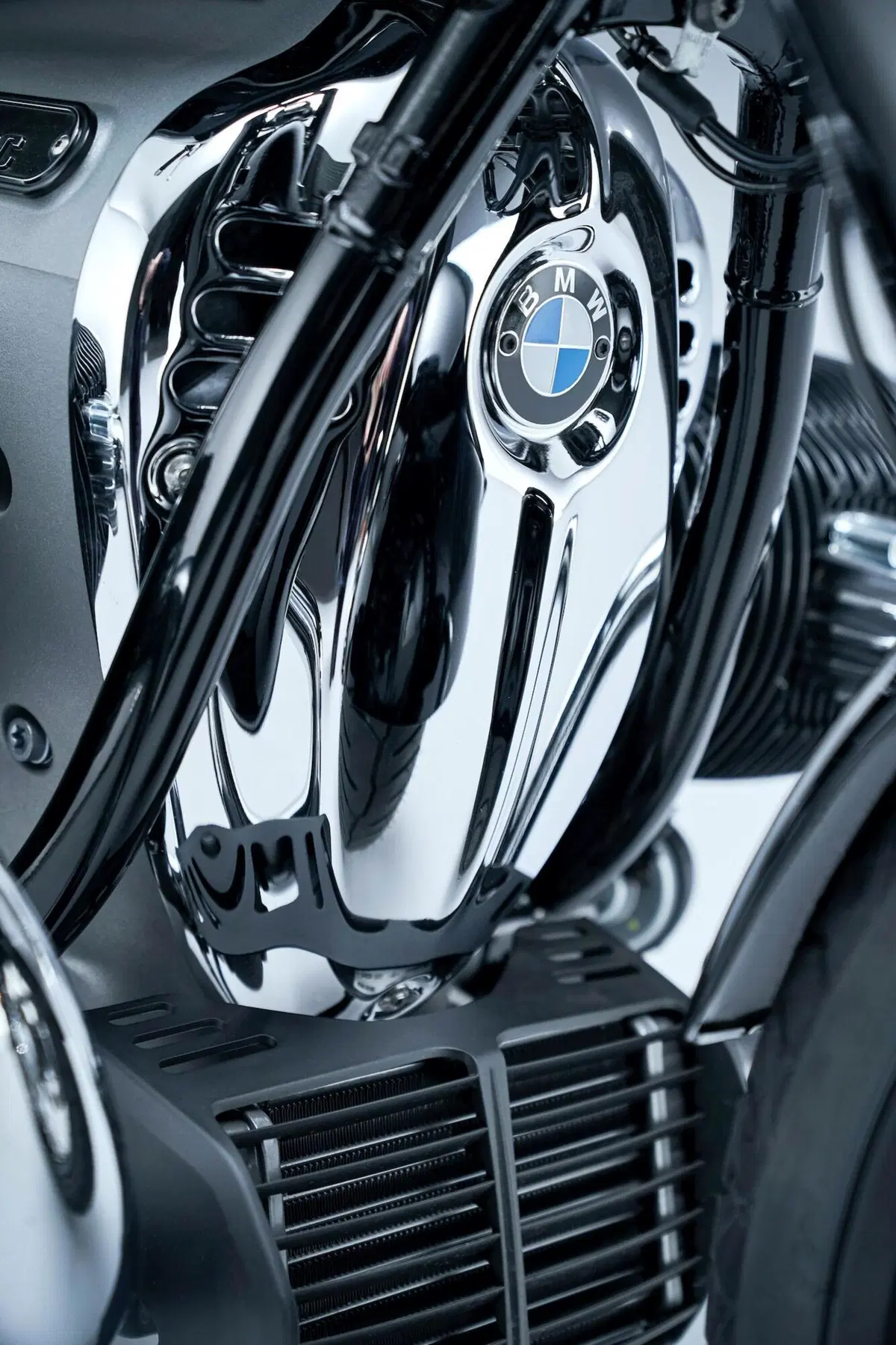 BMW R18: eccola qui. Foto, video, prezzo e disponibilità (2)