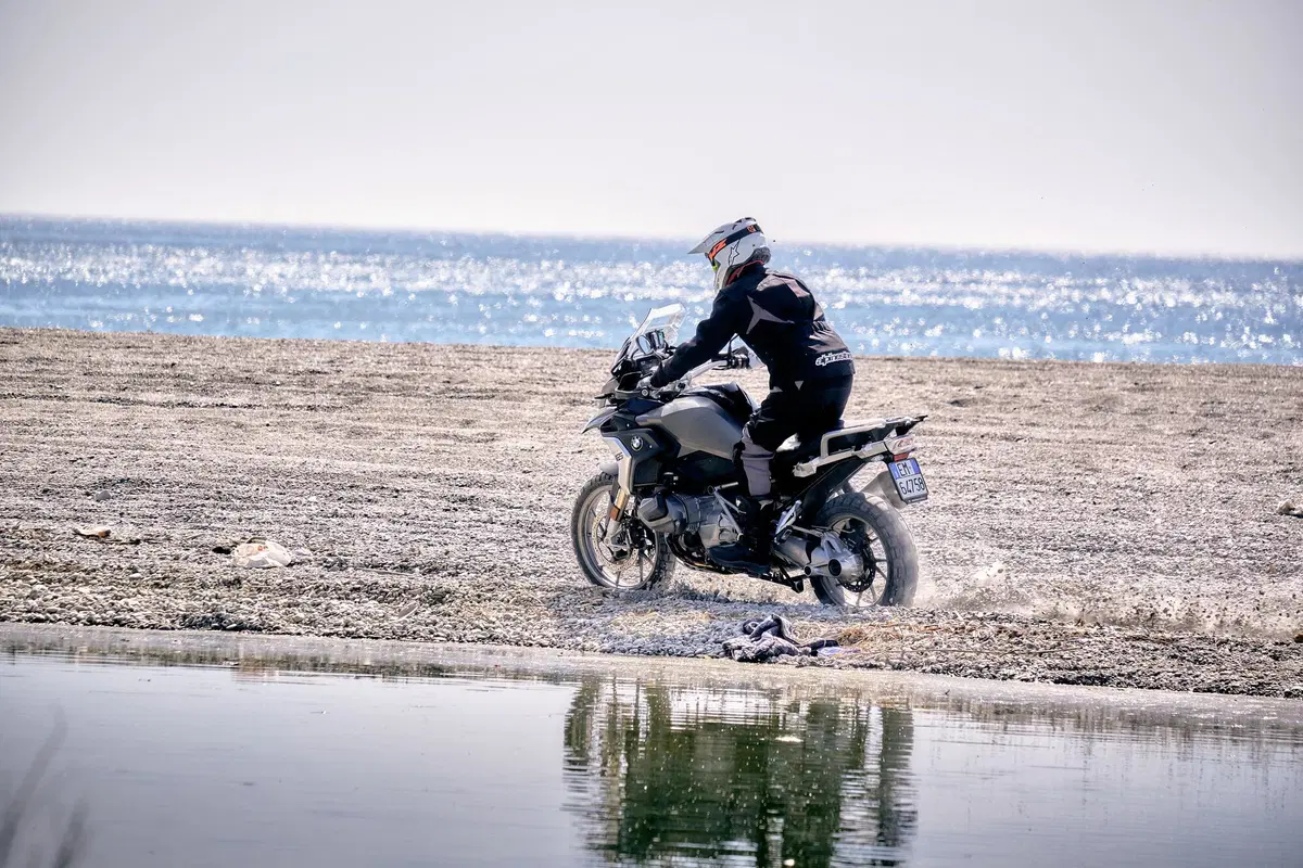 Pirelli Scorpion Rally STR: TEST - R1250GS, Multistrada Enduro, 1290ADV S (10)