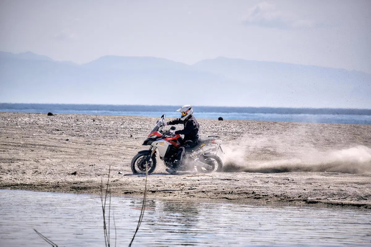 Pirelli Scorpion Rally STR: TEST - R1250GS, Multistrada Enduro, 1290ADV S (16)