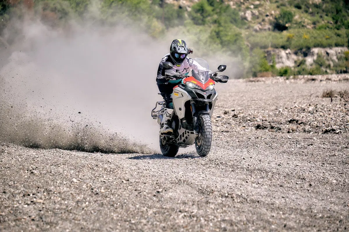Pirelli Scorpion Rally STR: TEST - R1250GS, Multistrada Enduro, 1290ADV S (17)