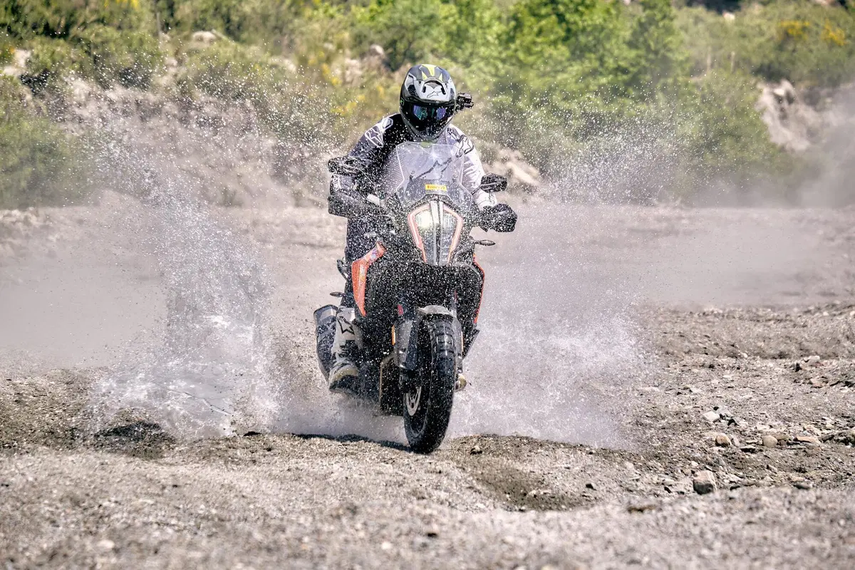 Pirelli Scorpion Rally STR: TEST - R1250GS, Multistrada Enduro, 1290ADV S (21)